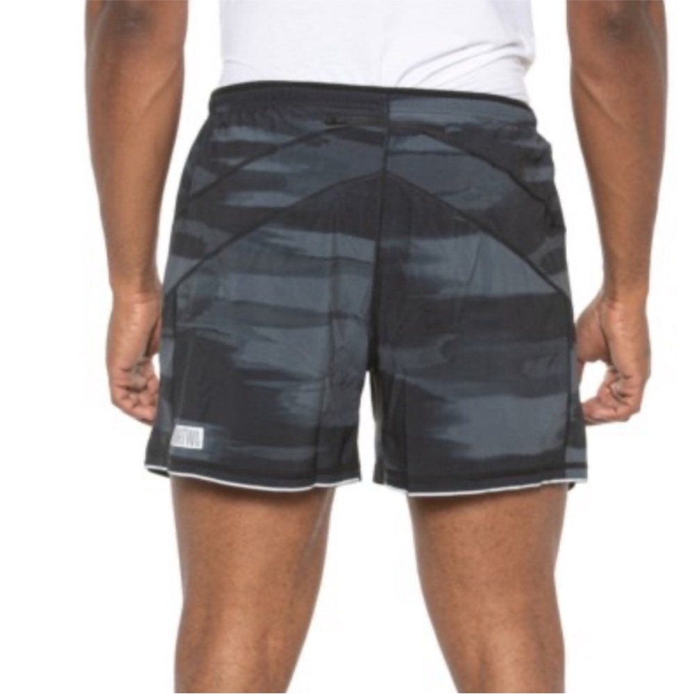 SmartWool Active Lined Shorts - 5", Built-In Brief Men's size Large